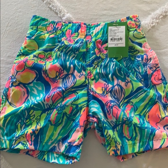 NWT Lilly Pulitzer Capri Surf Gypsea Swim Trunks Size Kids XL